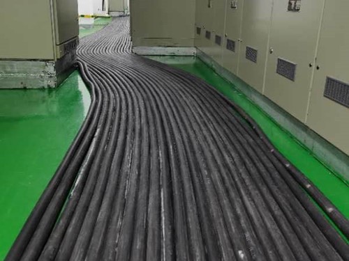 张家口如何根据理论计算公式计算温度对特定电压测量结果的影响？