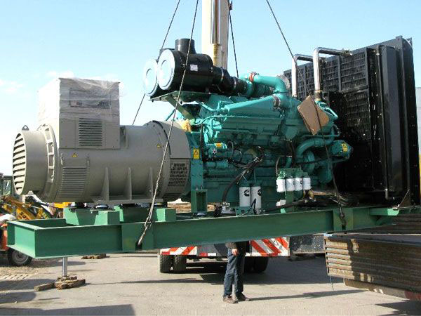 张家口冬季柴油发电机启动前，如何检查燃油标号是否适配？